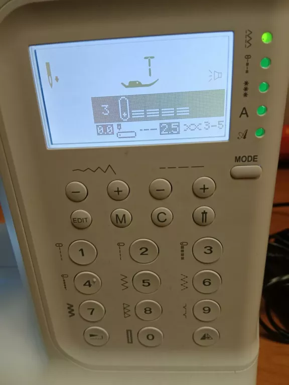 maszyna-do-szycia-minerva-decor-professiona-fv-stan-uzywany