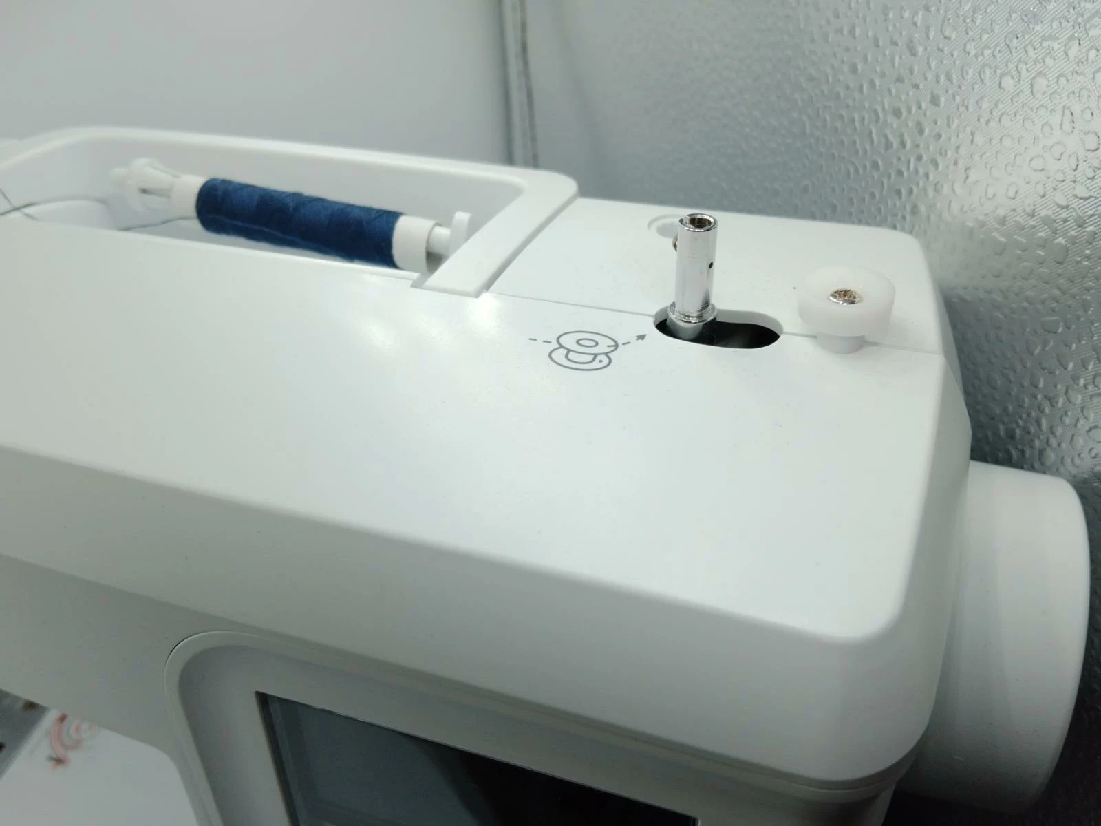 maszyna-do-szycia-minerva-decor-professiona-fv-model-decorprofessional