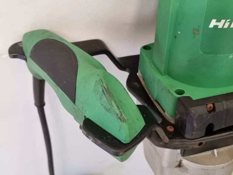 MIESZARKA HIKOKI UM12VST2 1200W 2021R.
