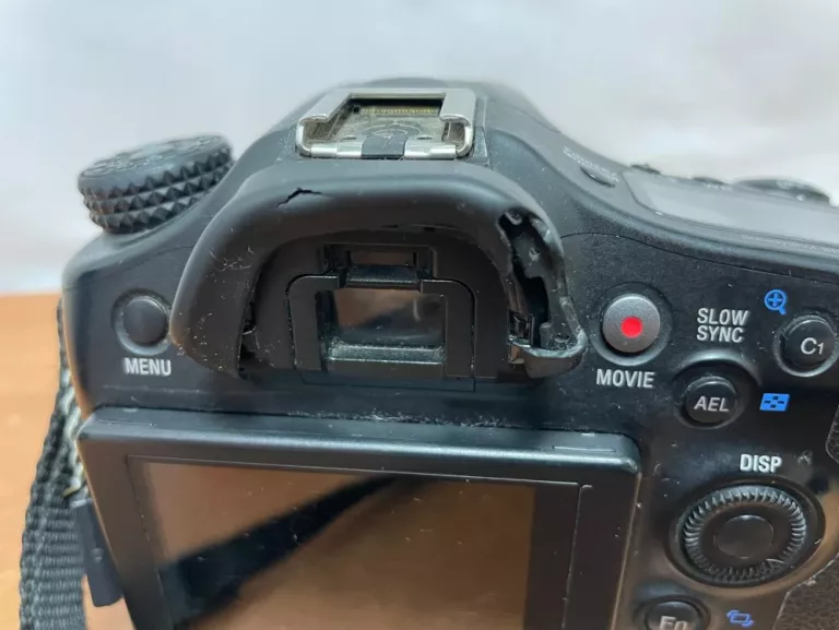 aparat-sony-alpha-68-ilca-68-obiektyw-opis-kod-producenta-ilca68kcec