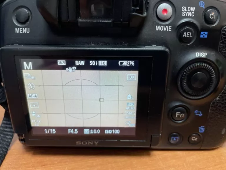 aparat-sony-alpha-68-ilca-68-obiektyw-opis-stan-uzywany