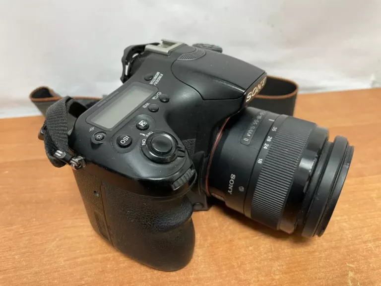 aparat-sony-alpha-68-ilca-68-obiektyw-opis-model-alpha-slt-a68