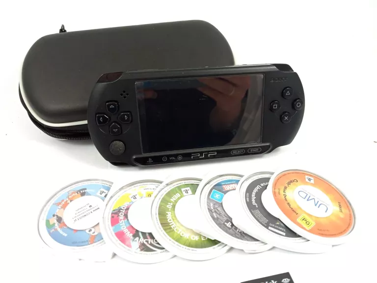 KONSOLA PSP E1004 + GRY - JĘZYK ANGIELSKI