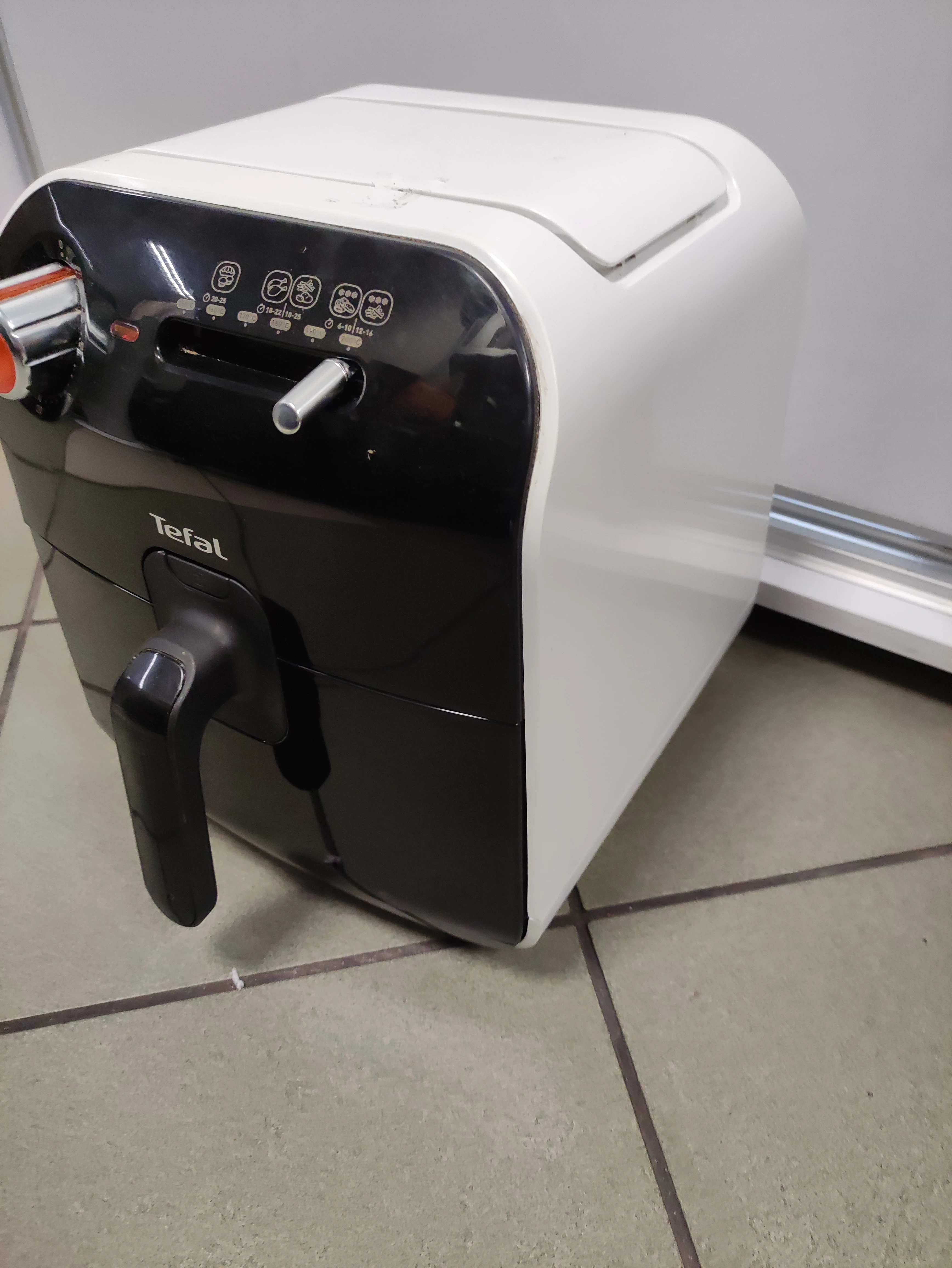 frytkownica-tefal-serie-lf01-p-fx100015-kod-producenta-fx100015