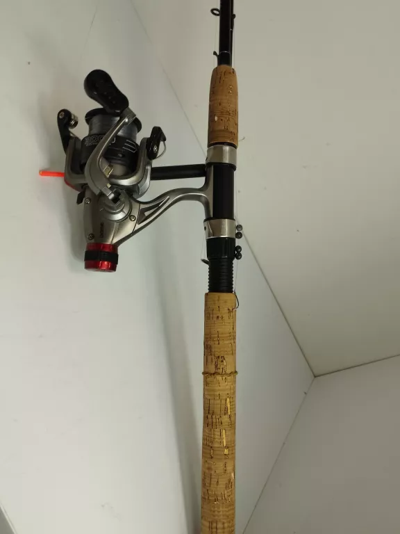 WEDKA J-FISHING 210 Z KOŁOWROTKIEM MAX RANGER 300