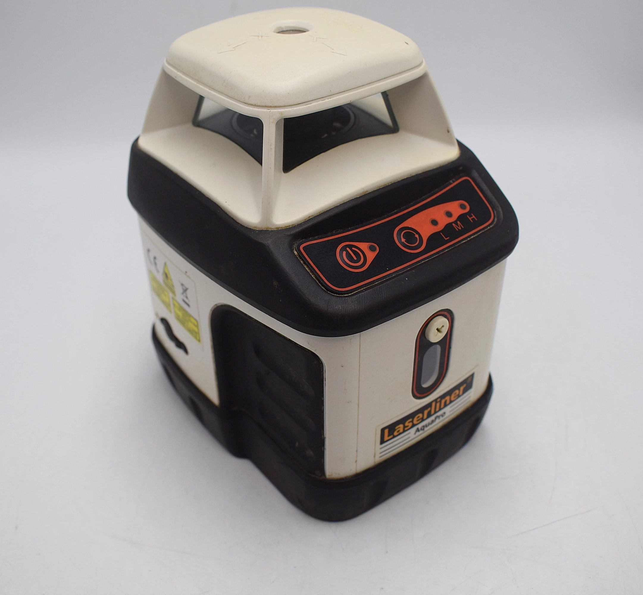 niwelator-laser-rotacyjny-laserliner-aquapro-120-kolor-lasera-inny