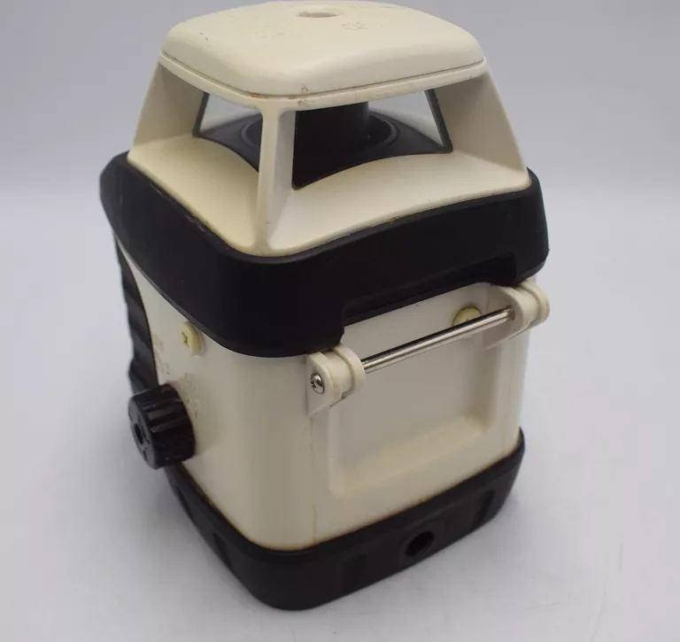 niwelator-laser-rotacyjny-laserliner-aquapro-120-marka-laserliner