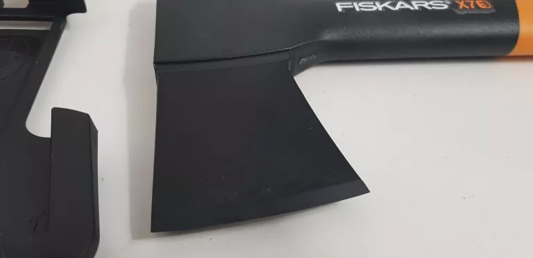 SIEKIERA FISKARS X7