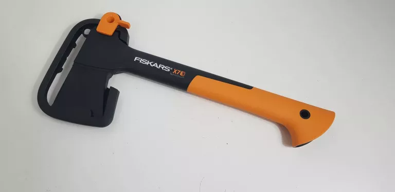SIEKIERA FISKARS X7