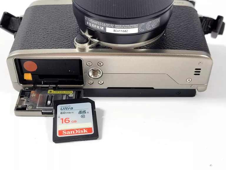 APARAT FUJIFILM X-T100