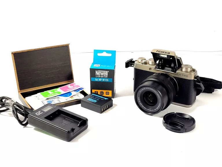 APARAT FUJIFILM X-T100
