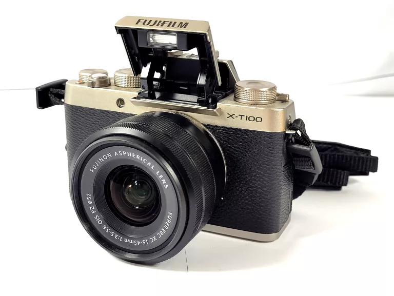 APARAT FUJIFILM X-T100