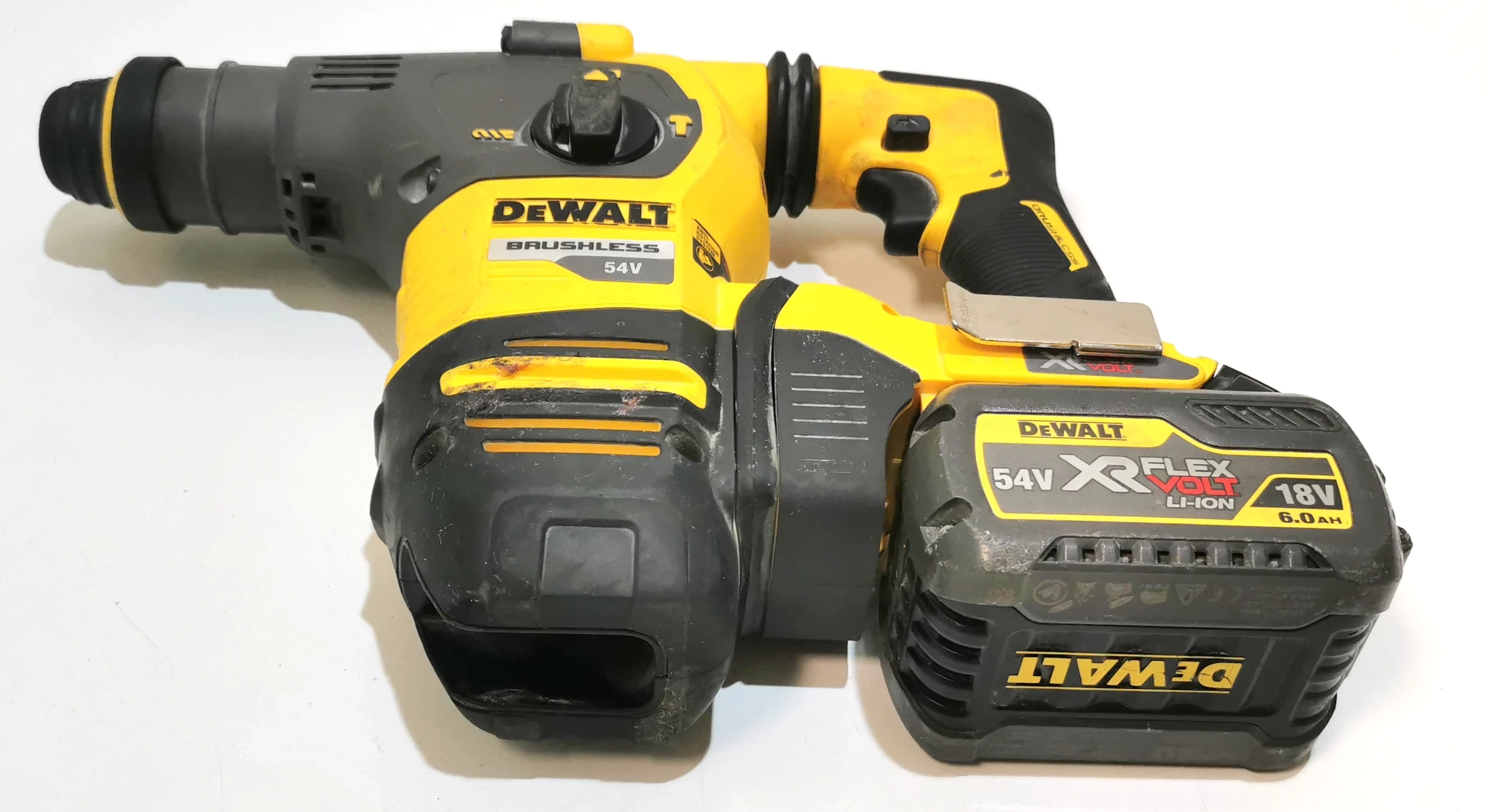 mlotowiertarka-dewalt-dch-333-funkcyjnosc-3-funkcyjny-wiercenie-z-i-bez-udaru-podkuwanie