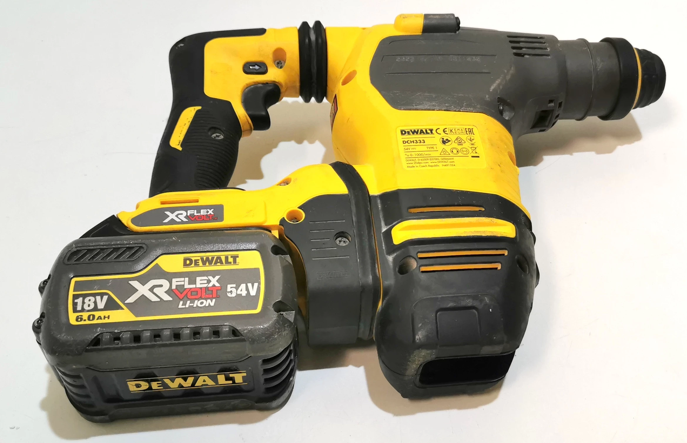 mlotowiertarka-dewalt-dch-333-ean-gtin-5035048658260