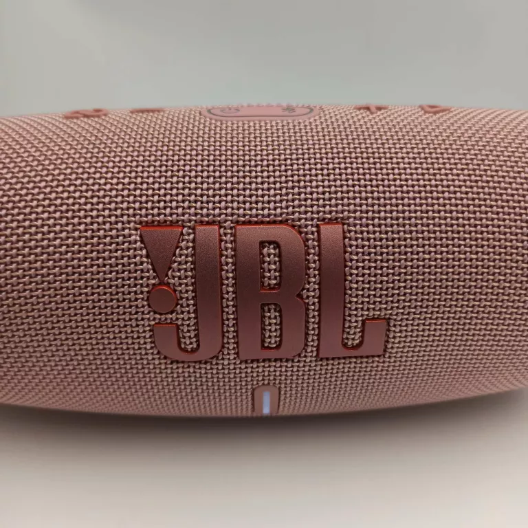 glosnik-jbl-charge-5-komplet-jak-nowy-kod-producenta-jblcharge5pink