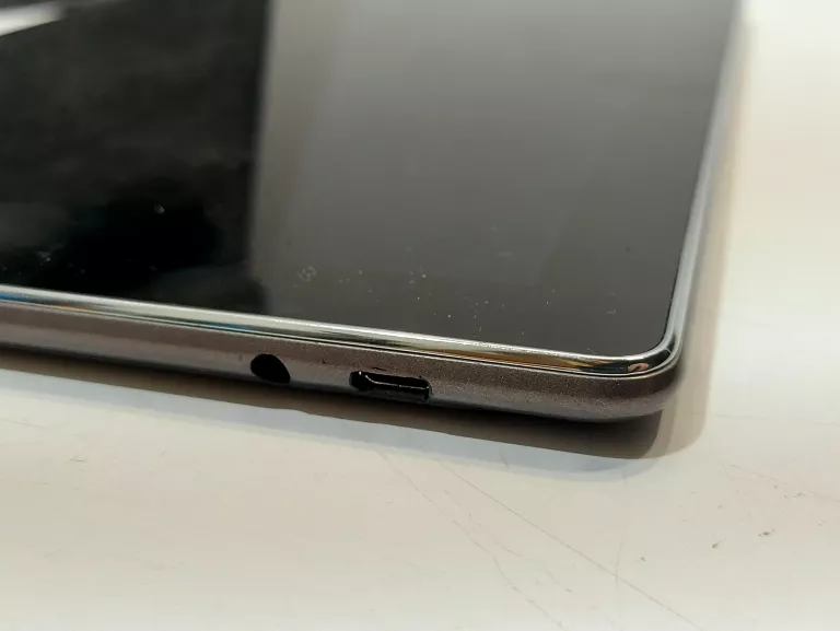 TABLET ASUS P023