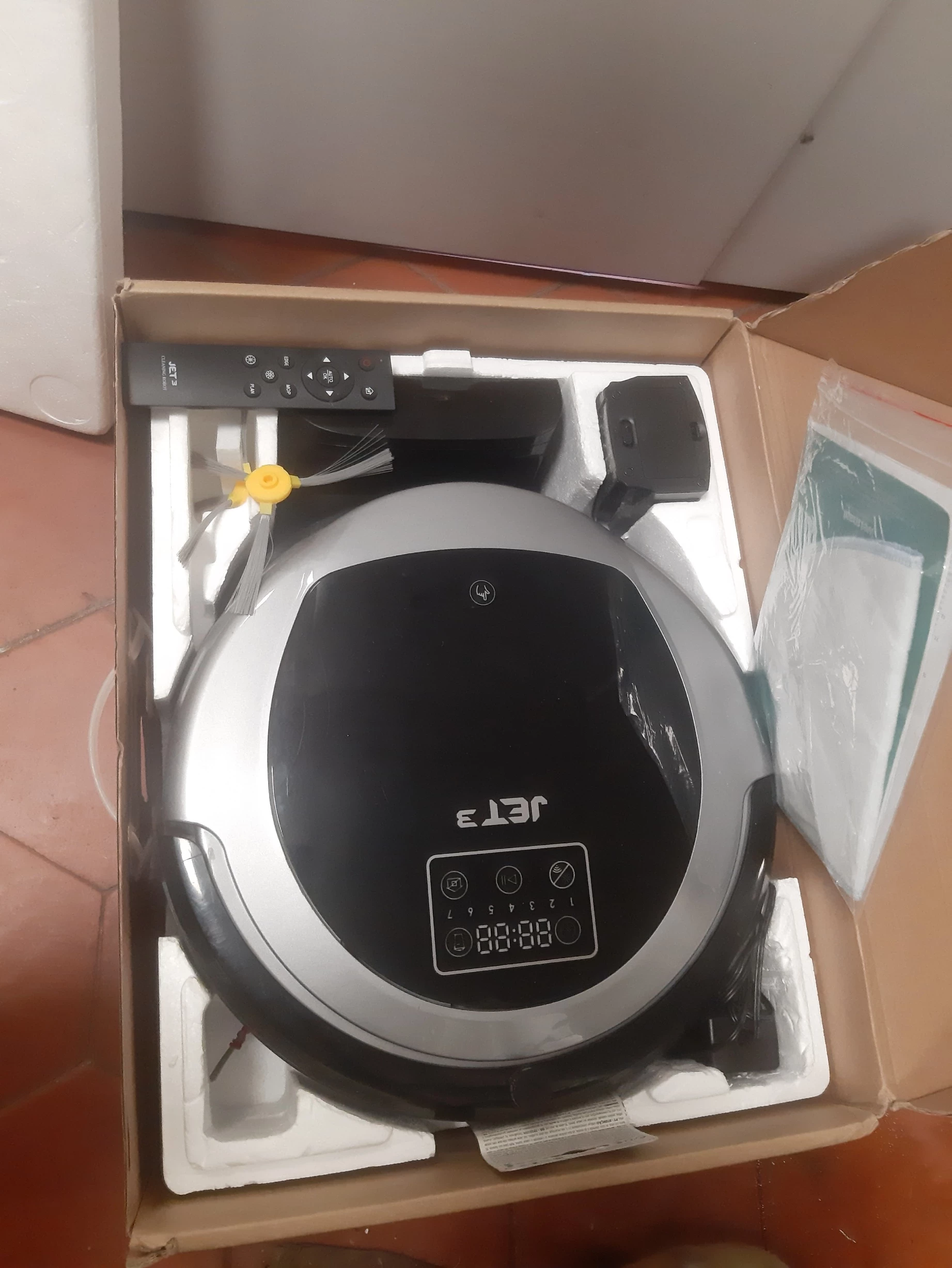 odkurzacz-robot-samosprzatajacy-jet-3-welmax-stan-uzywany