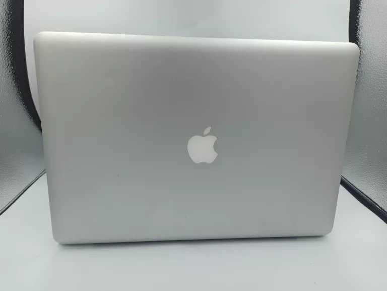 laptop-macbook-pro-15-a1286-8gb256gb-i7-liczba-rdzeni-procesora-4