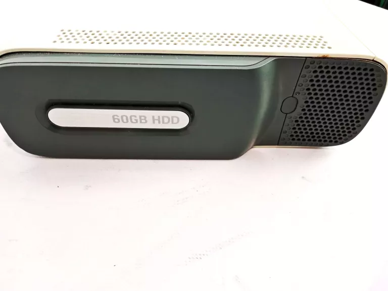 KONSOLA XBOX 360 BIAŁY + ZASILACZ