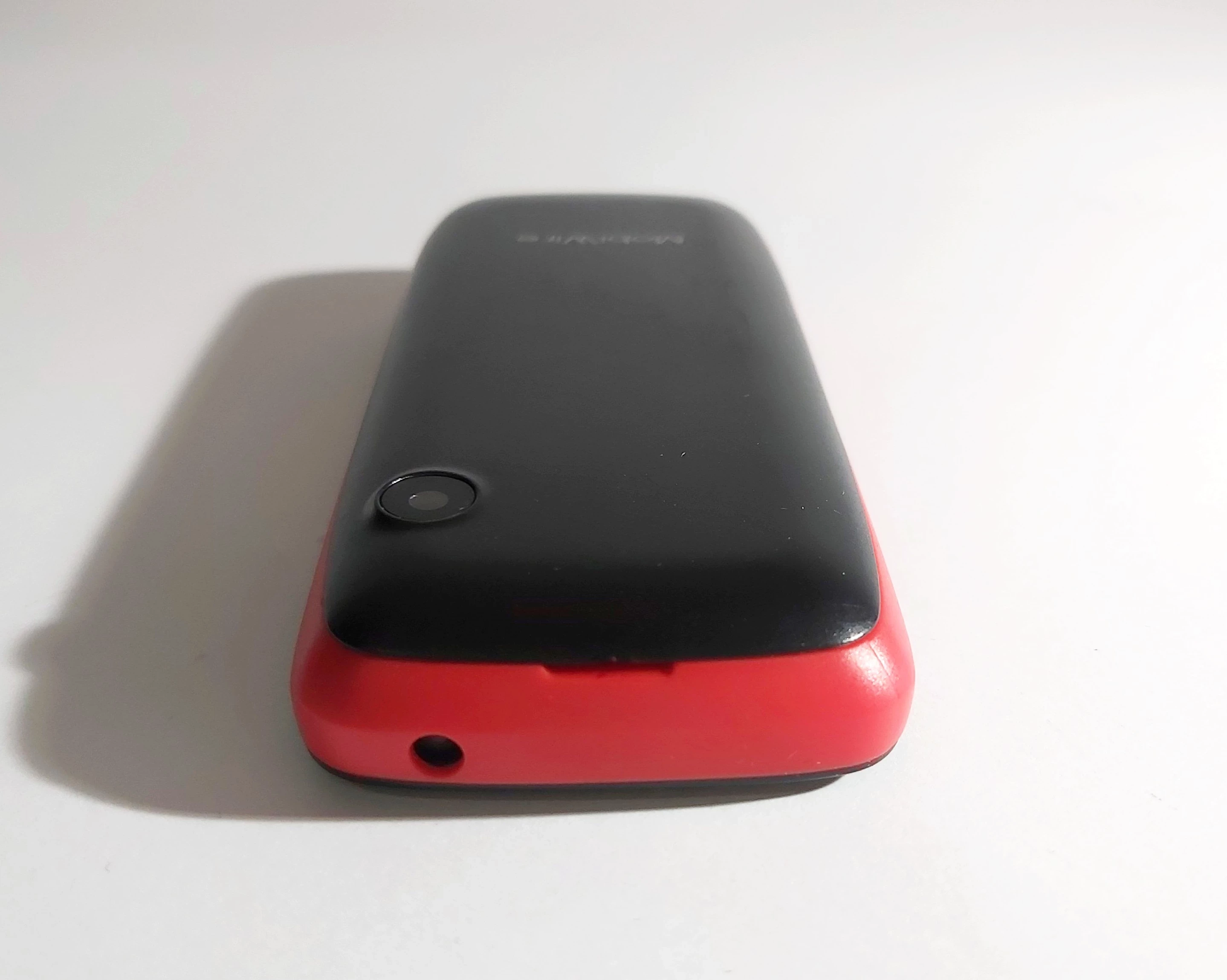 telefon-mobiwire-ayasha-ean-gtin-5055015323434