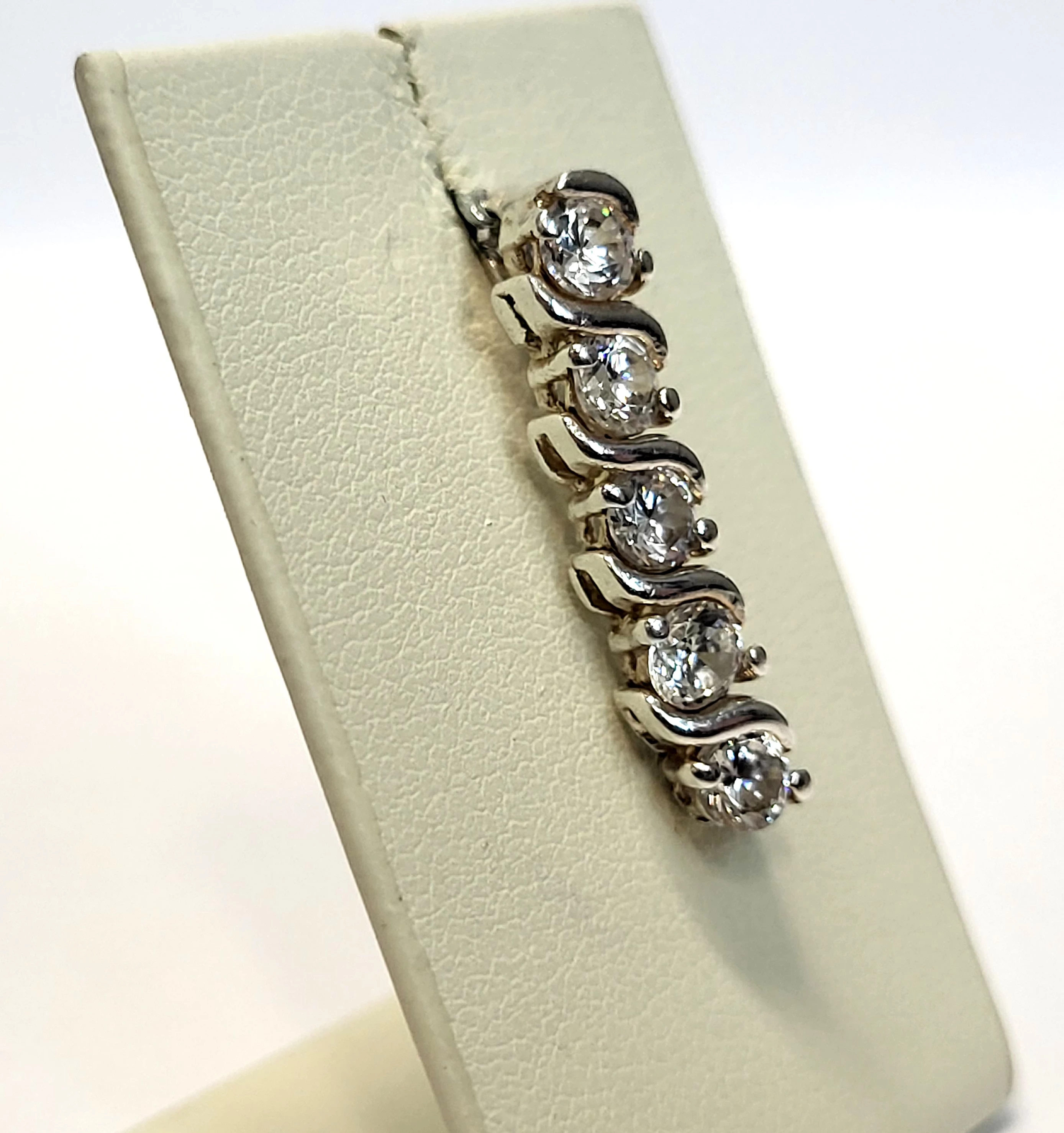 piekna-srebrna-zawieszka-p925-marka-inna-marka