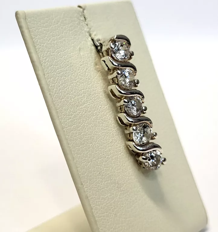 piekna-srebrna-zawieszka-p925-marka-inna-marka