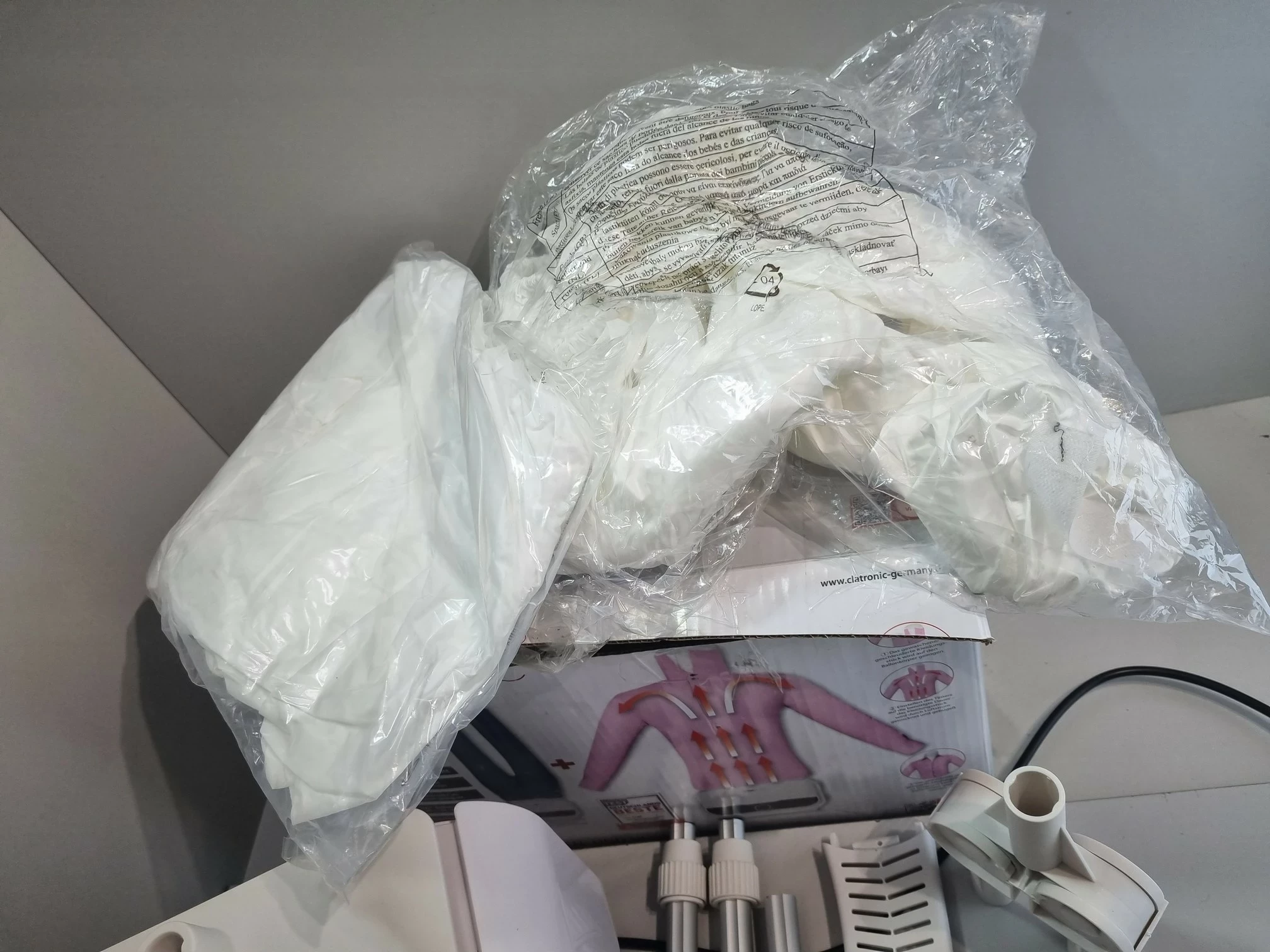 nieuz-steamer-do-ubran-clatronic-hbb-3734-1200-w-moc-1200