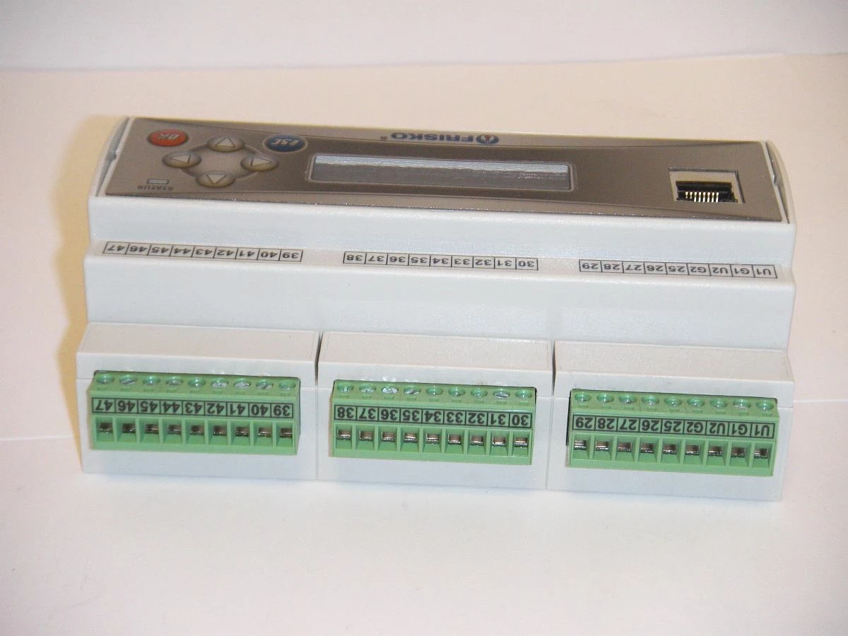 sterownik-swobodnie-programowany-frisko-mr210-m-targowa-7-leczna