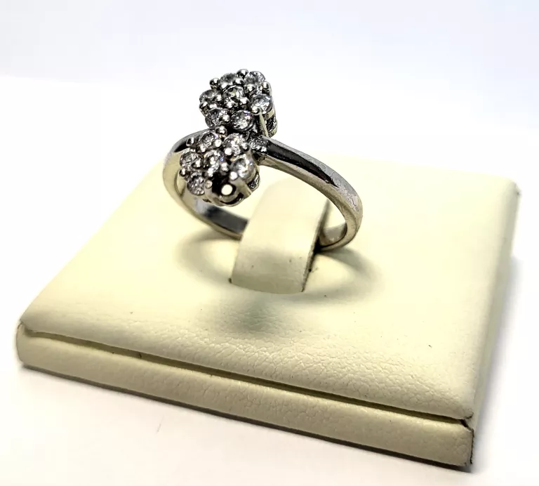 sliczny-srebrny-pierscionek-p925-rozm13-marka-inna-marka