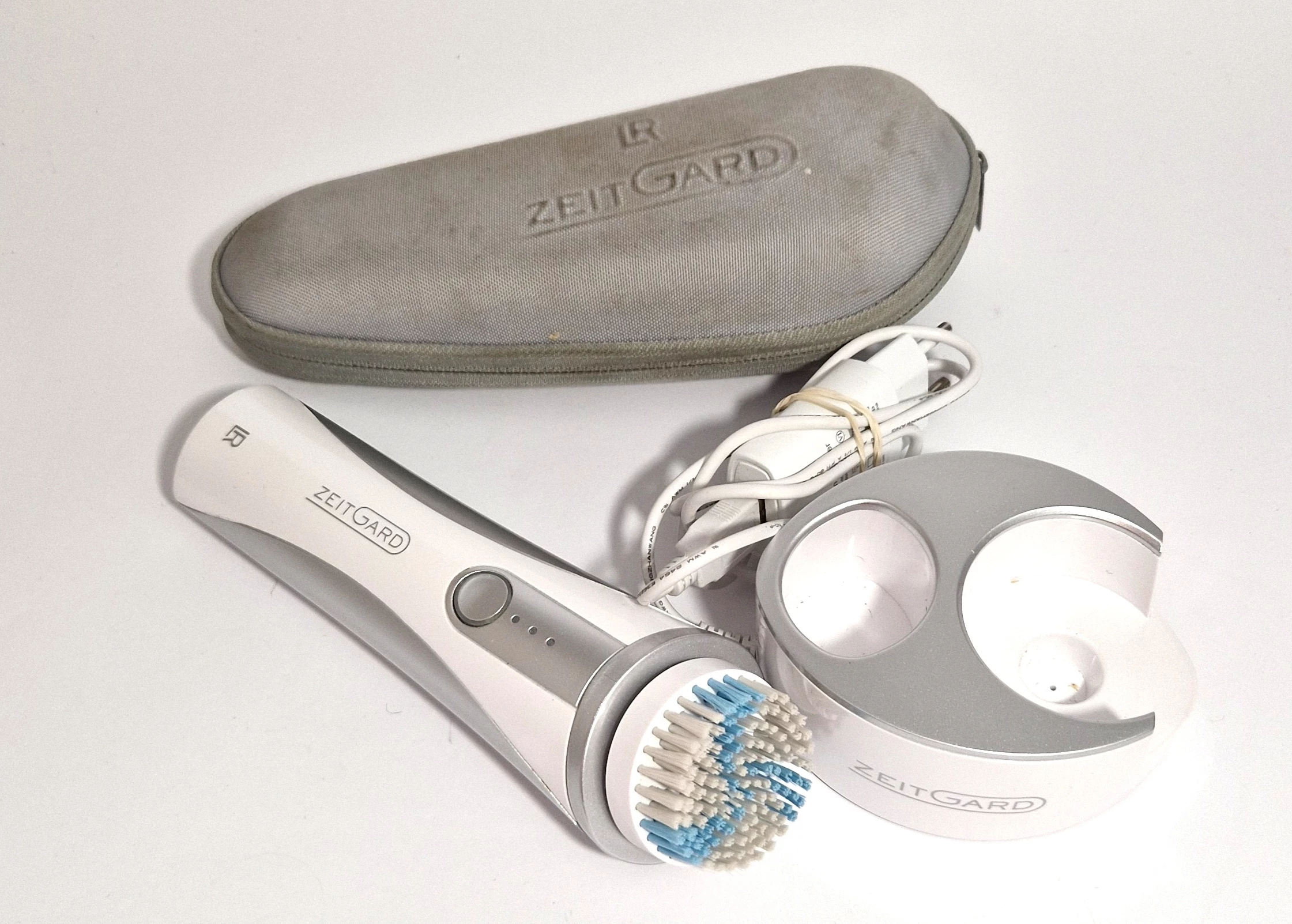 szczoteczka-soniczna-do-twarzy-zeit-gard-1-daszynskiego-2-ustron