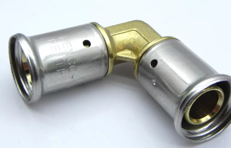 henco-press-elbow-90-20-x-20-mm-rynek-16-katy-wroclawskie