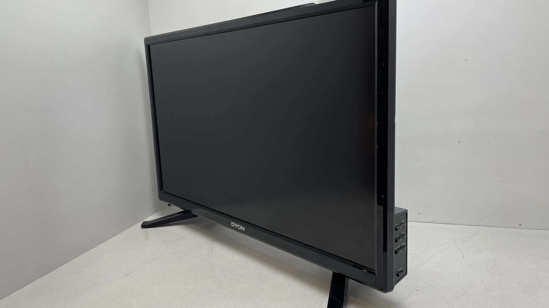 telewizor-dyon-live-22-pro-marka-dyon