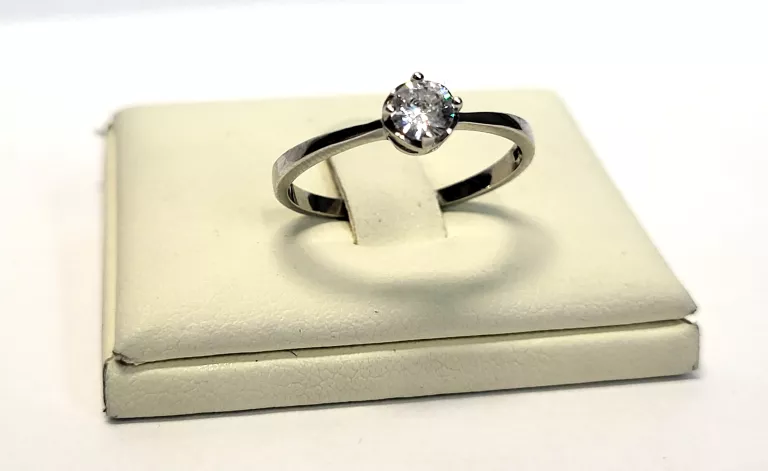 piekny-srebrny-pierscionek-165g-r17-p925-plac-wolnosci-3-tuchola