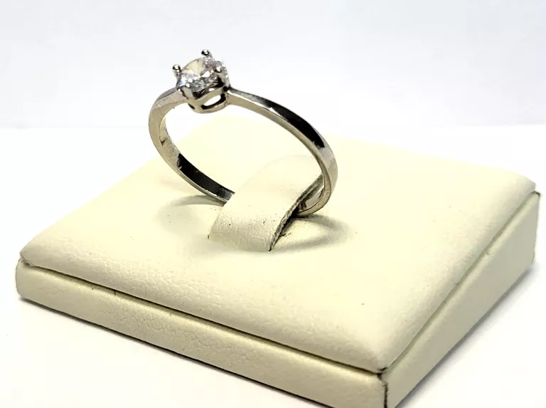 piekny-srebrny-pierscionek-165g-r17-p925-rodzaj-wyrob-jubilerski