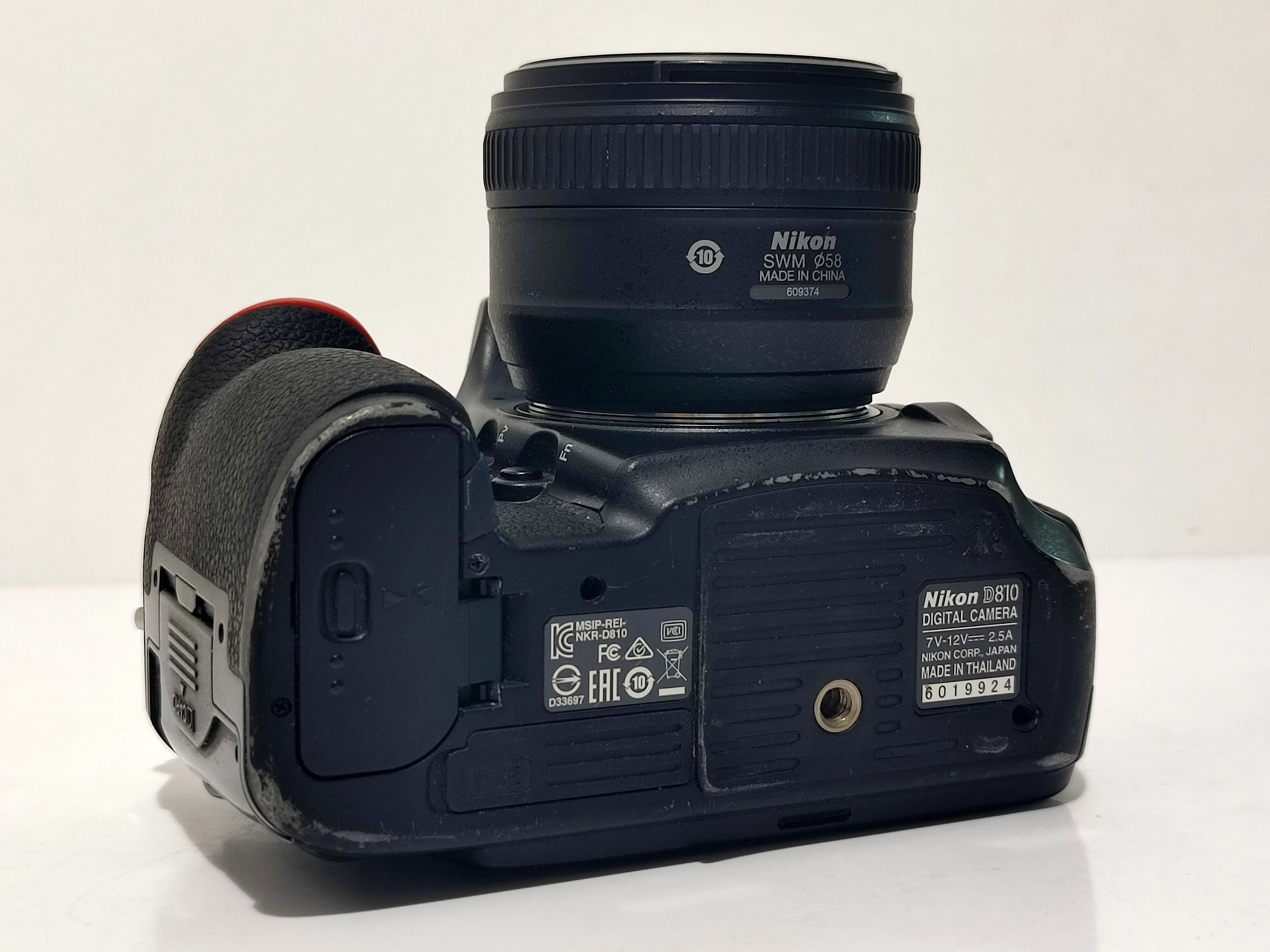 lustrzanka-nikon-d810-akcesoriaprzebieg160k-stabilizacja-14349-8