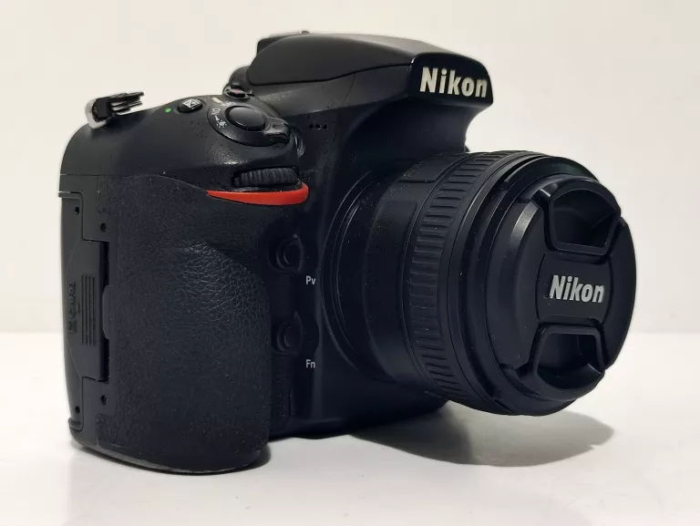 LUSTRZANKA NIKON D810 + AKCESORIA(PRZEBIEG:160K)