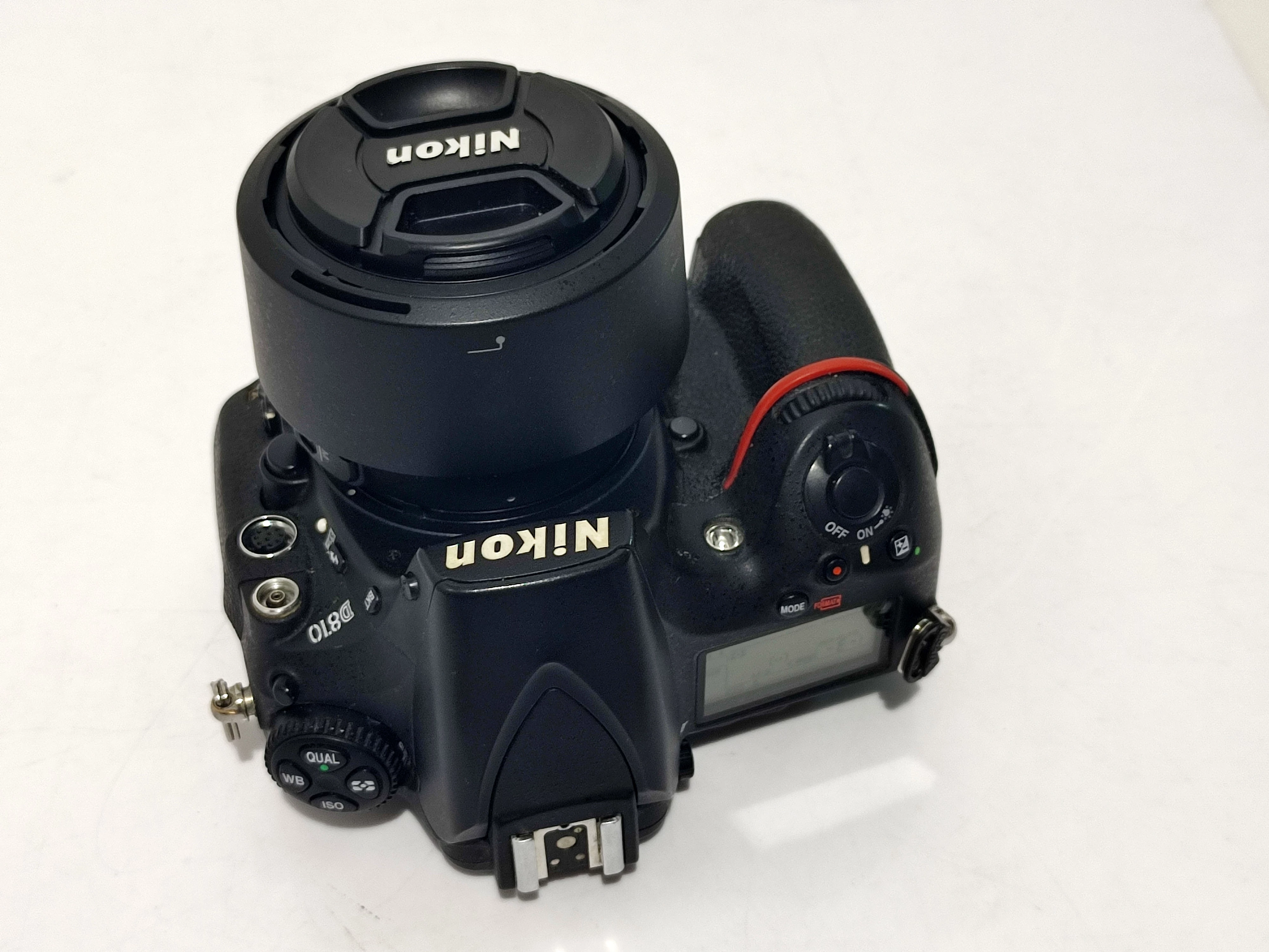 lustrzanka-nikon-d810-akcesoriaprzebieg160k-w-zestawie-814-1