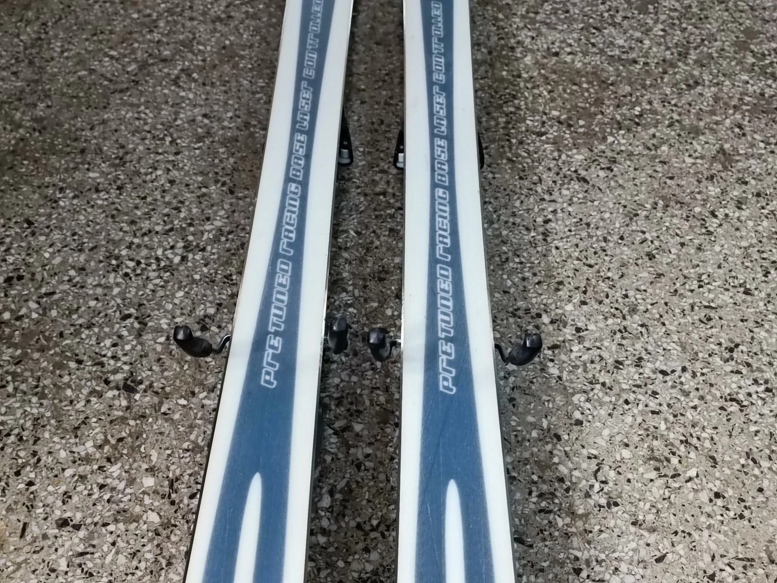 narty-head-carve-10-170-cm-rozstaw-wiazan-100