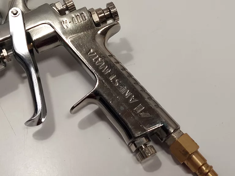 PISTOLET MALARSKI ANEST IWATA W 400