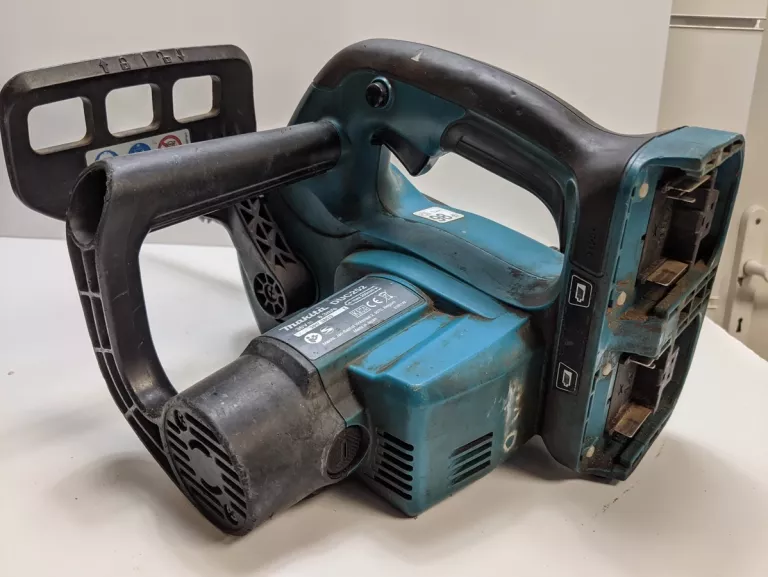 PIŁA ELEKTRYCZNA MAKITA DUC252