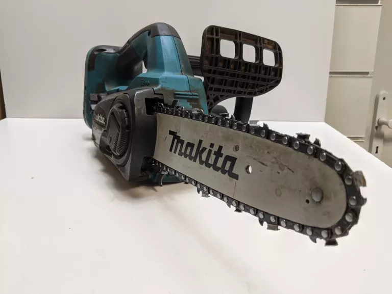 PIŁA ELEKTRYCZNA MAKITA DUC252