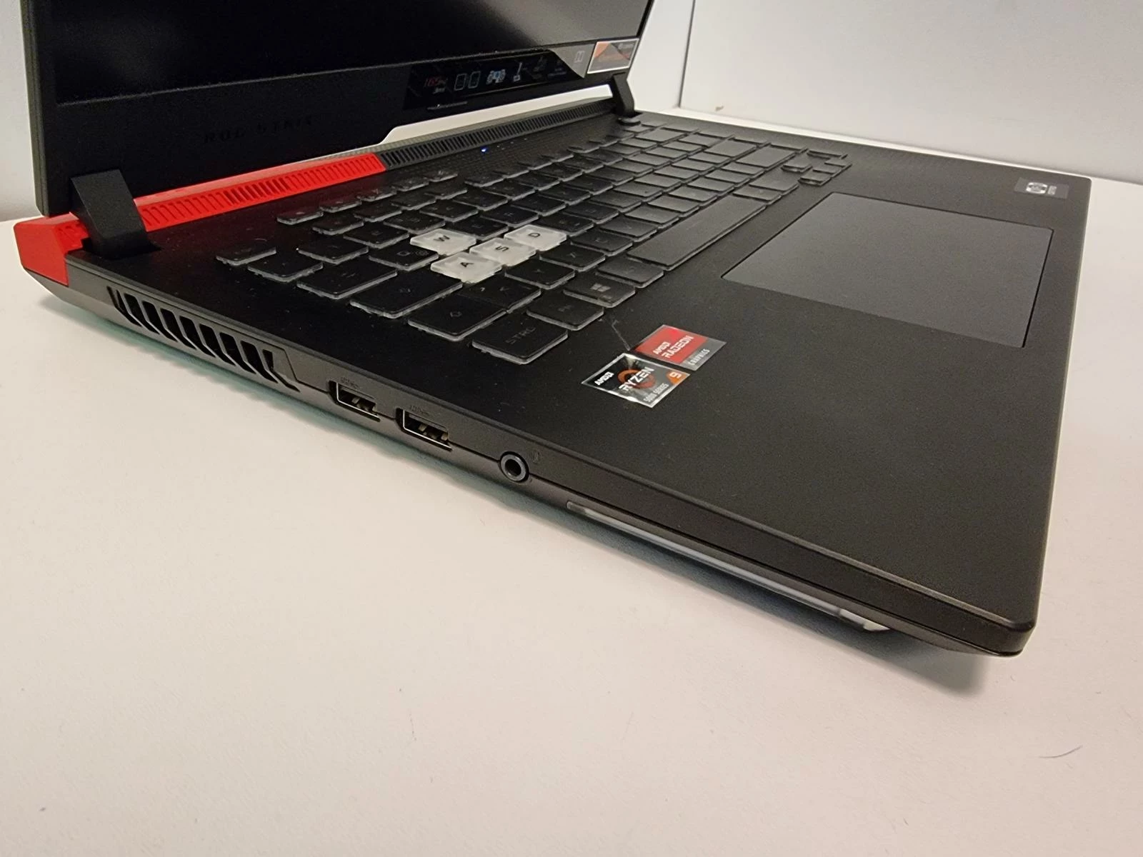 laptop-asus-rog-strix-g15-g513qy-komplet-kod-producenta-90nr06x4-m01040