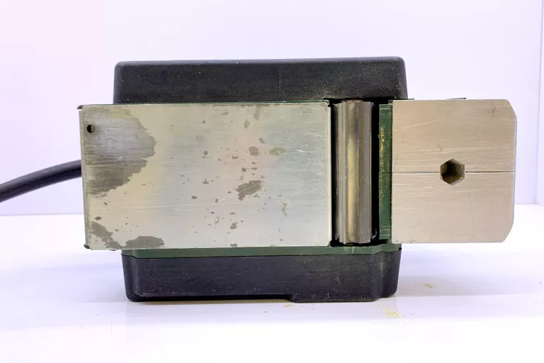 STRUG ELEKTRYCZNY BOSCH PHO 100 450W