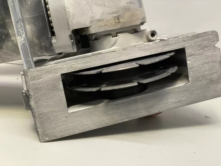 bruzdownica-erbauer-ewc1500-125mm-1500w-maksymalna-glebokosc-ciecia-29