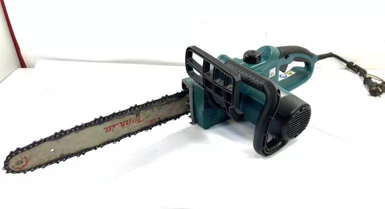 PIŁA ŁAŃCUCHOWA MAKITA UC4020A 1800 W / 2,34 KM