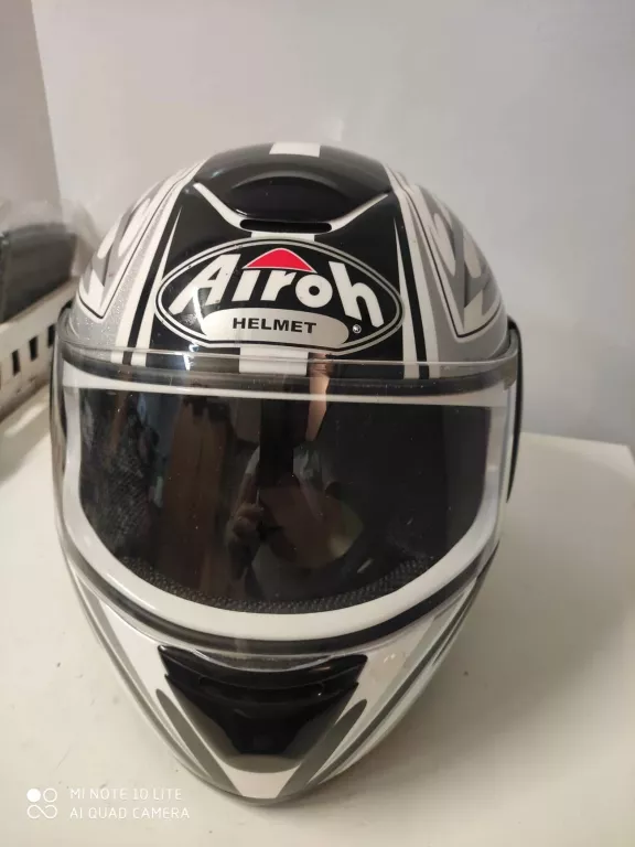 KASK MOTOCYKLOWY AIROH SPEED FIRE XL