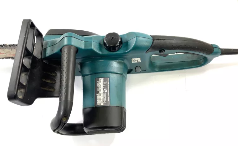 PIŁA ŁAŃCUCHOWA MAKITA UC4020A 1800 W / 2,34 KM