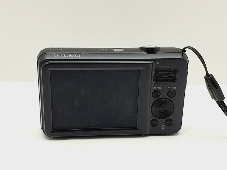 APARAT FOTOGRAFICZNY SAMSUNG ES75 ETUI