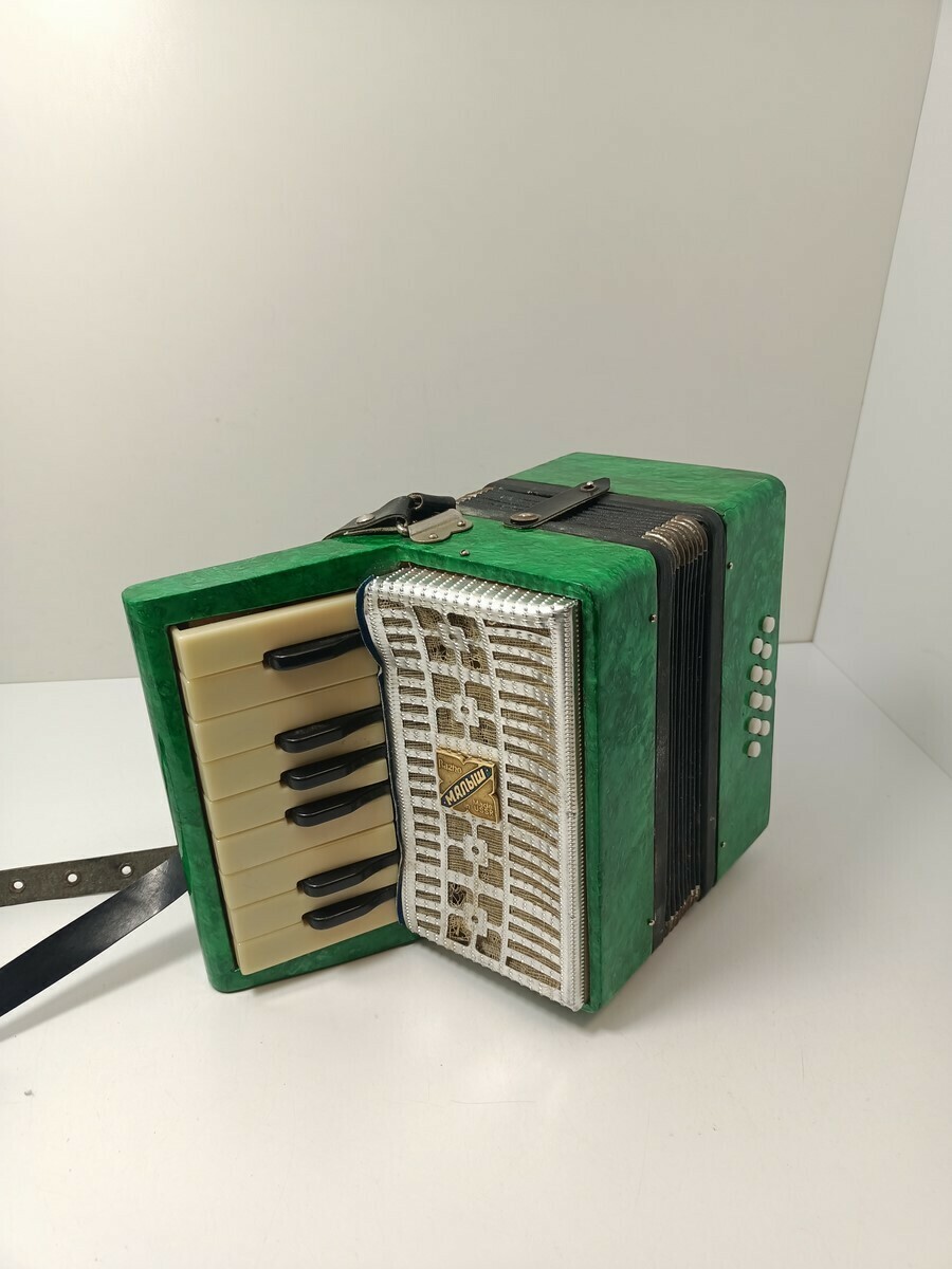 maly-akordeon-malysz-razno-made-in-ussr-10-basow-mrongowiusza-7-olsztyn