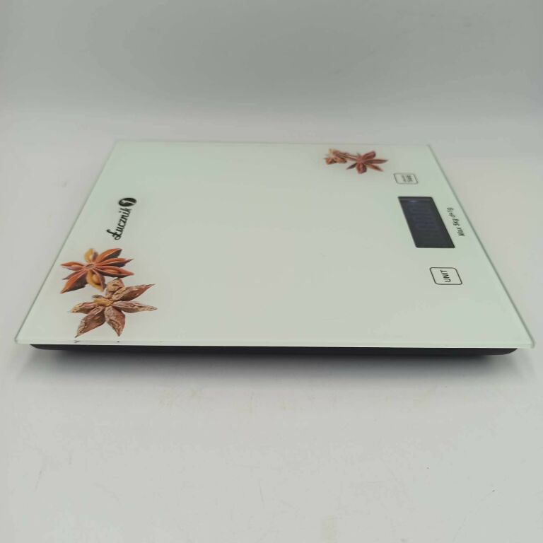 WAGA KUCHENNA ŁUCZNIK PT852EX W PUDEŁKU
